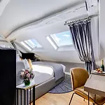 Opera Opal Hotel 4*
