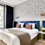 Opera Opal Hotel