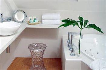 Opéra Opal 4* Parigi